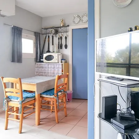 Au Calme Quartier Port Olona 4 Personnes Apartmán *